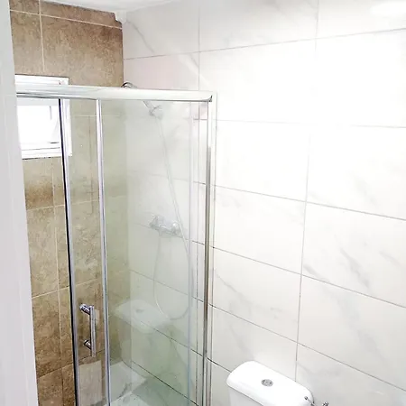 Casa Contenedor T0 * サン・マルティーニョ・ド・ポルト