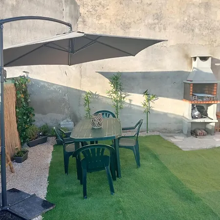 アパート Casa Contenedor T0 サン・マルティーニョ・ド・ポルト